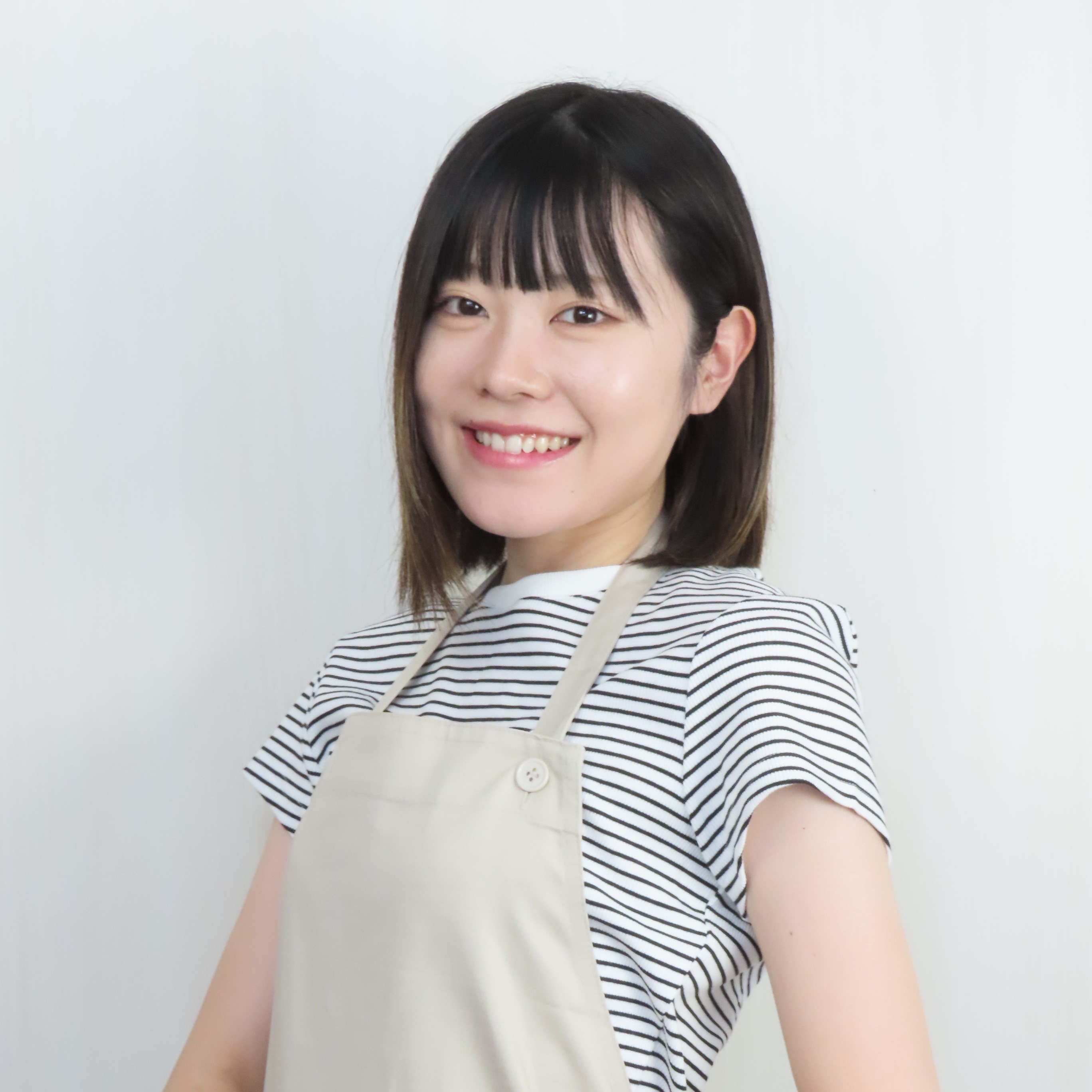スタッフemi